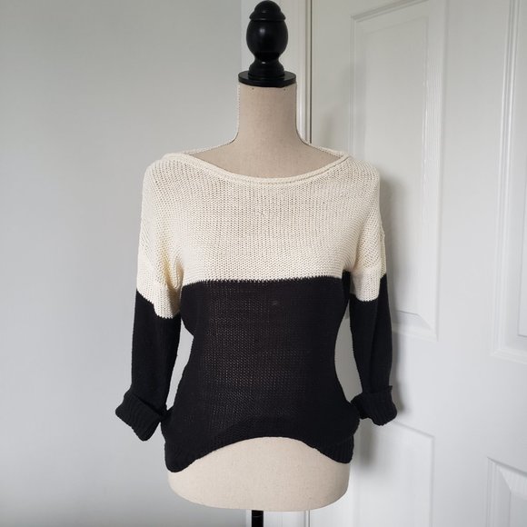 Suzy Shier Colorblock Sweater - Picture 3 of 7